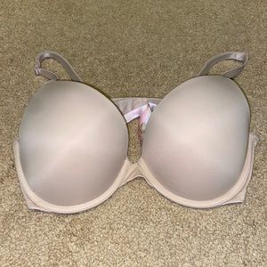 VS Pink bra
